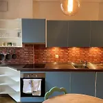 Celui Qui Est Au Centre Appartement